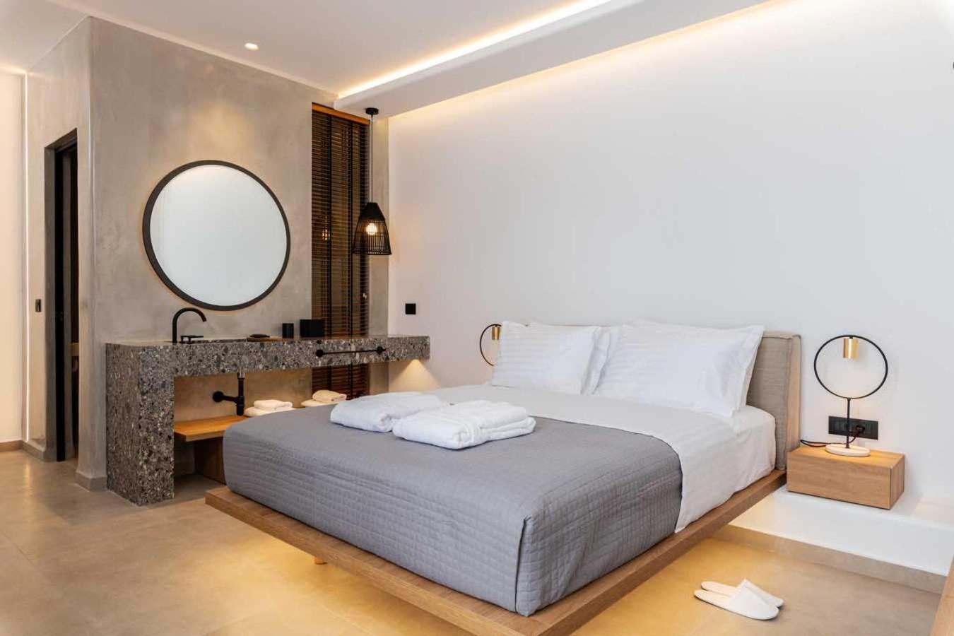 Avra Mykonos *